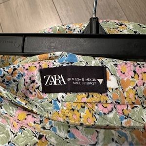 Zara floral print midi skirt with slit